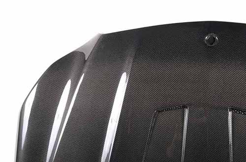 奔驰E级W212改装 AMG款机盖，后期车型碳纤维升级